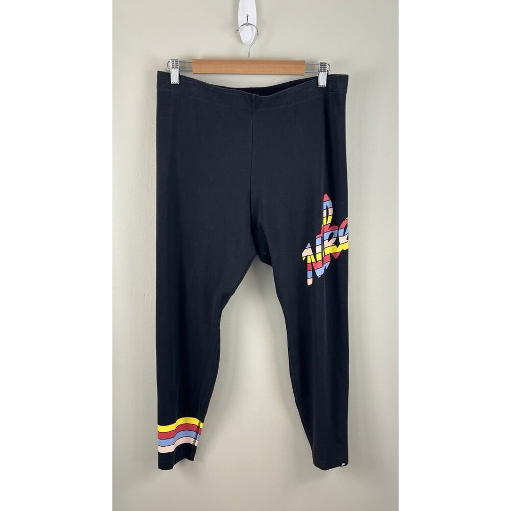 Nike Women's CV8887-010 Sportswear Core Printed 7/8 Leggings‎ Size 1x